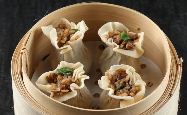 烧麦Shanghai Style Steamed Sticky Rice Dumplings (4pcs)